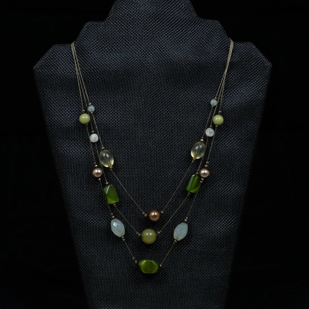 🖤SOLD🖤 New York & Co Women's Green Necklace 24 in.